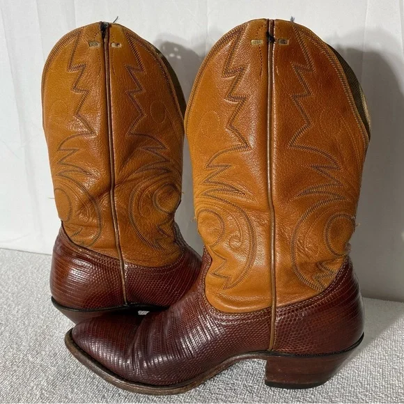 Vintage Leather Western Cowboy Boots With Vibram Soles 8.5